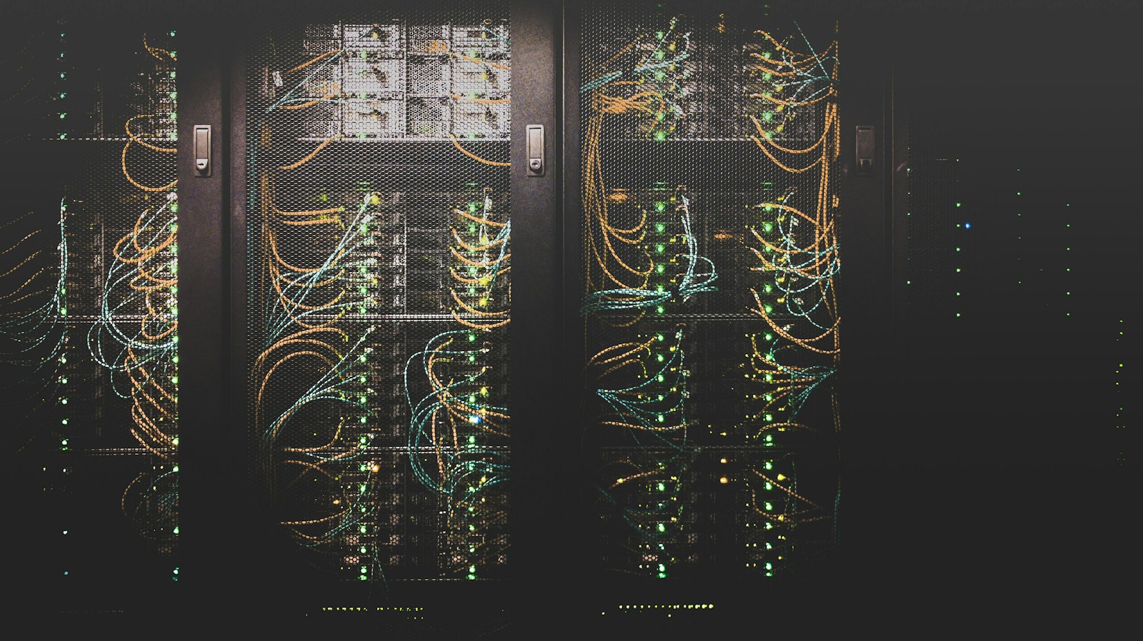 Changer la version de PHP chez PlanetHoster après la faille du 21 octobre 2026 : N0C, cPanel et WHM