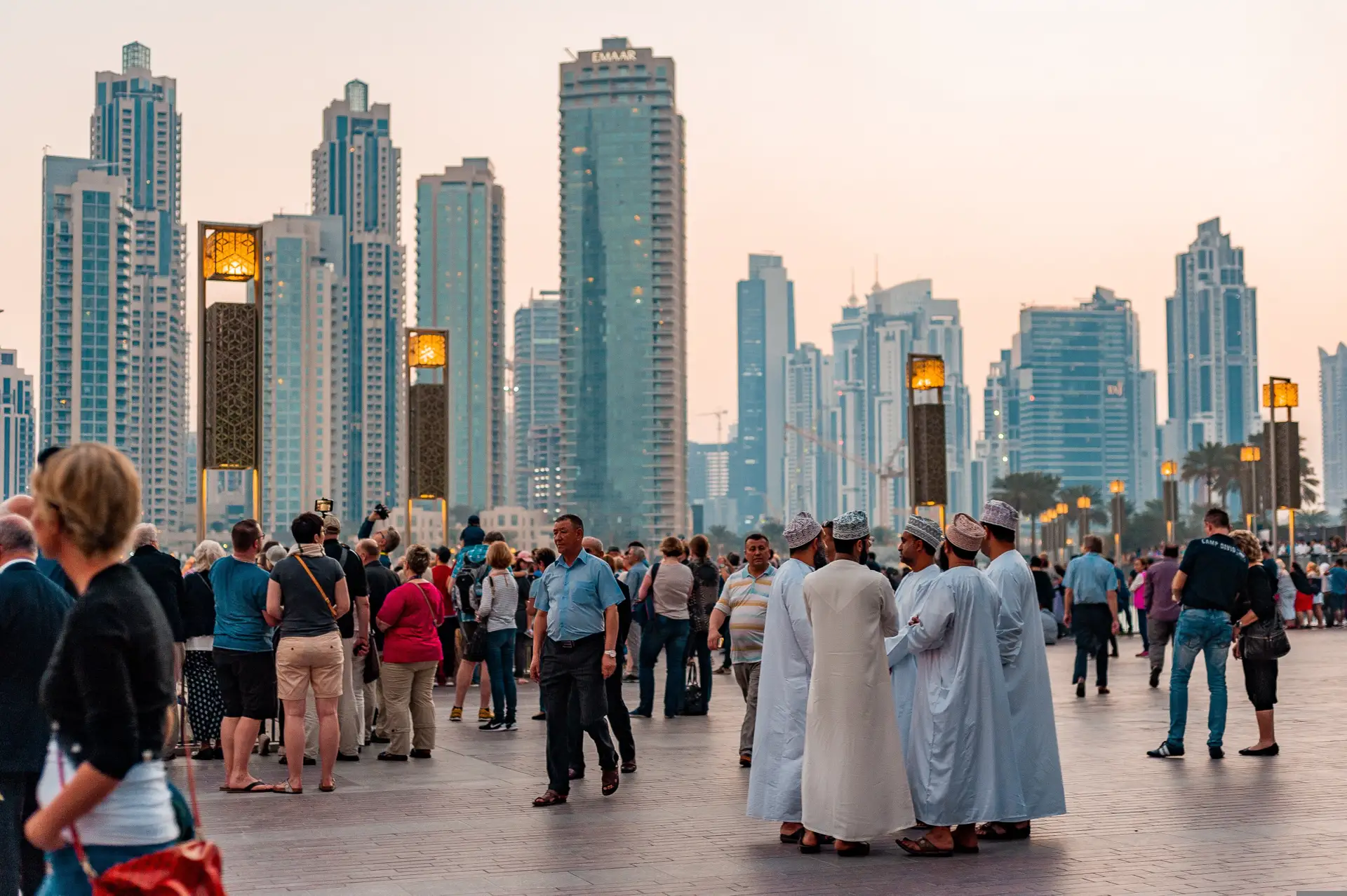 Best Restaurants Dubai: Top Dining Guide by Cuisine and Area
