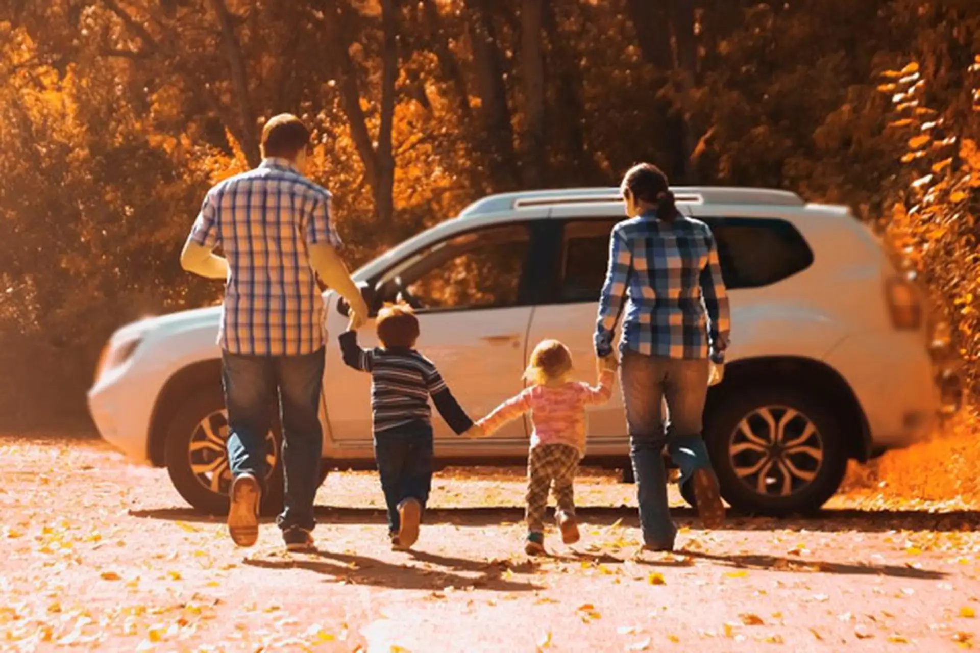 Why Renting an SUV is Ideal for Family Trips in Dubai