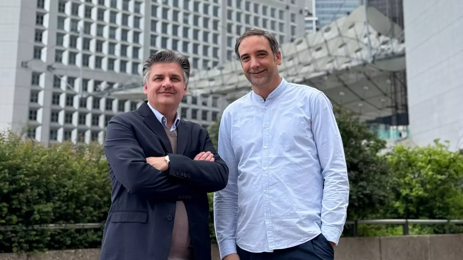 Christophe Dickès, Managing Partner France (left) and Jens Schmitz, Managing Partner pressrelations GmbH (right)