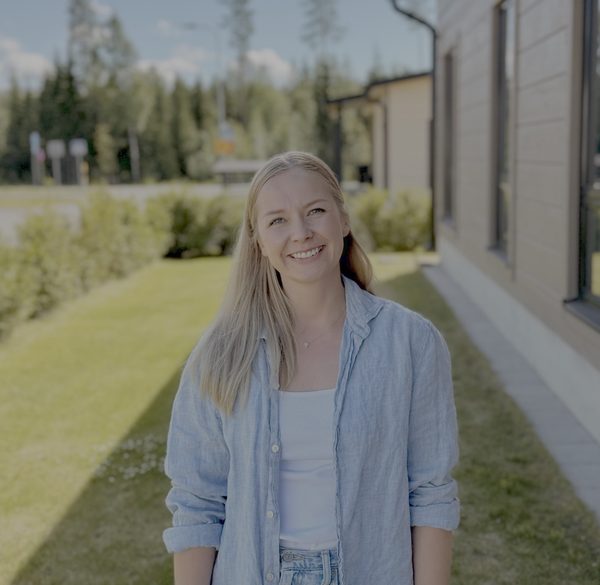 Karoliina Lindgren, Veterinarian