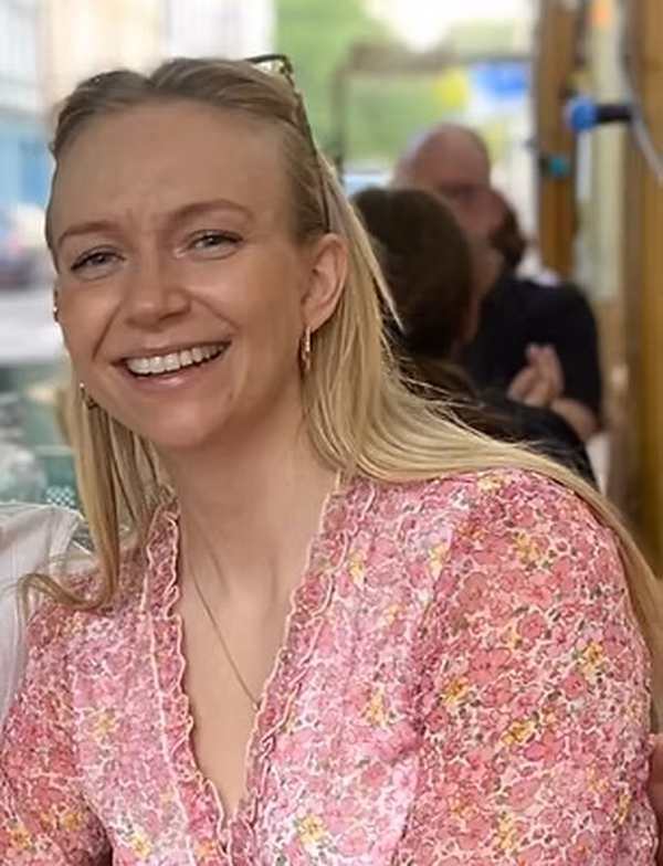 Dr. Ester Danielsen Lunde