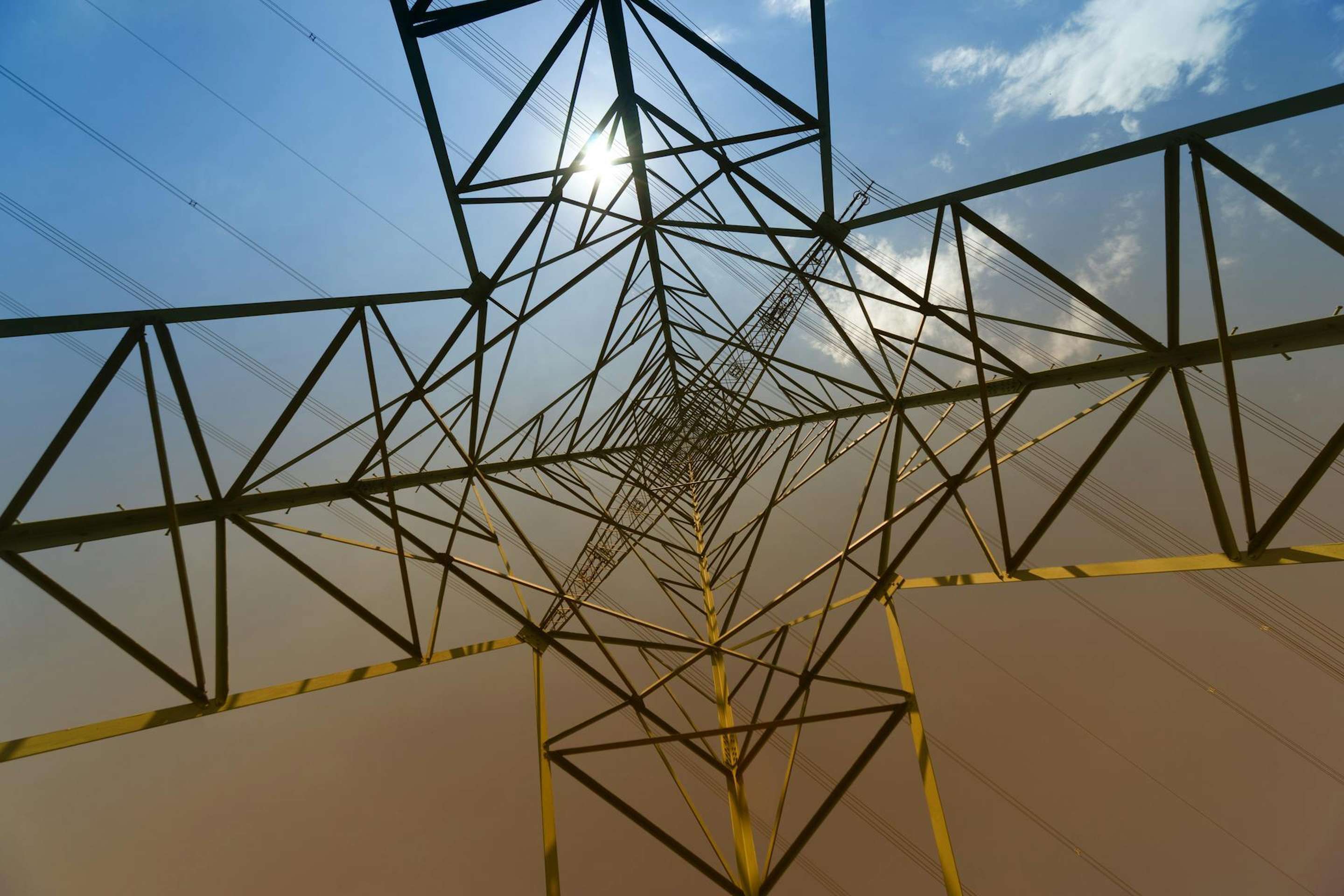 Pylon from below
