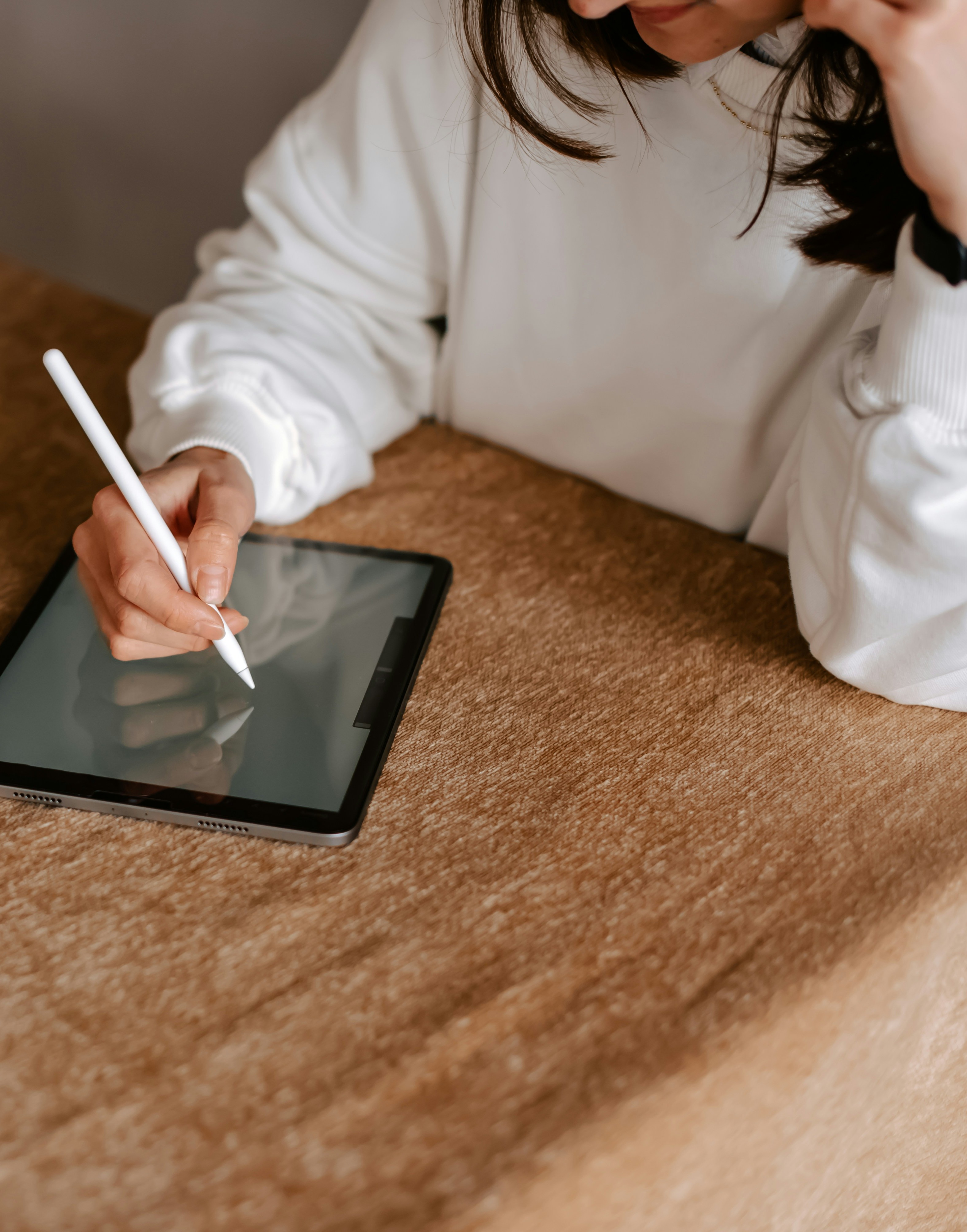 As a top experience design agency, Alloy creates elegant websites and products that businesses need and users crave.