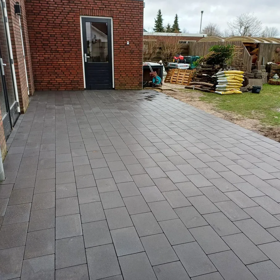 Terras en eikenhouten overkapping in vlierden 01