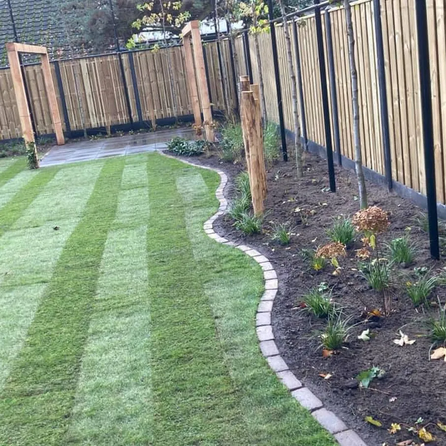 Complete tuinaanleg met geoceramica in vlierden 09