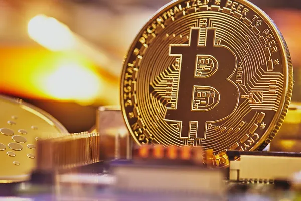 Cryptocurrency, Blockchain, & DeFi Circle