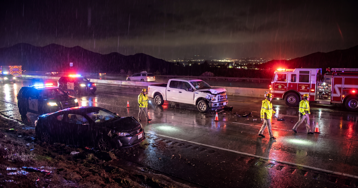 Deadly Crash on 15 Freeway in Lake Elsinore Leaves One Dead, Two Injured