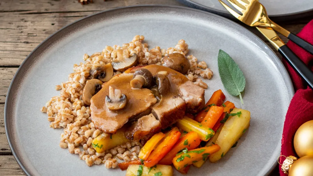 Kalbs-Braten in Champignon-Sauce