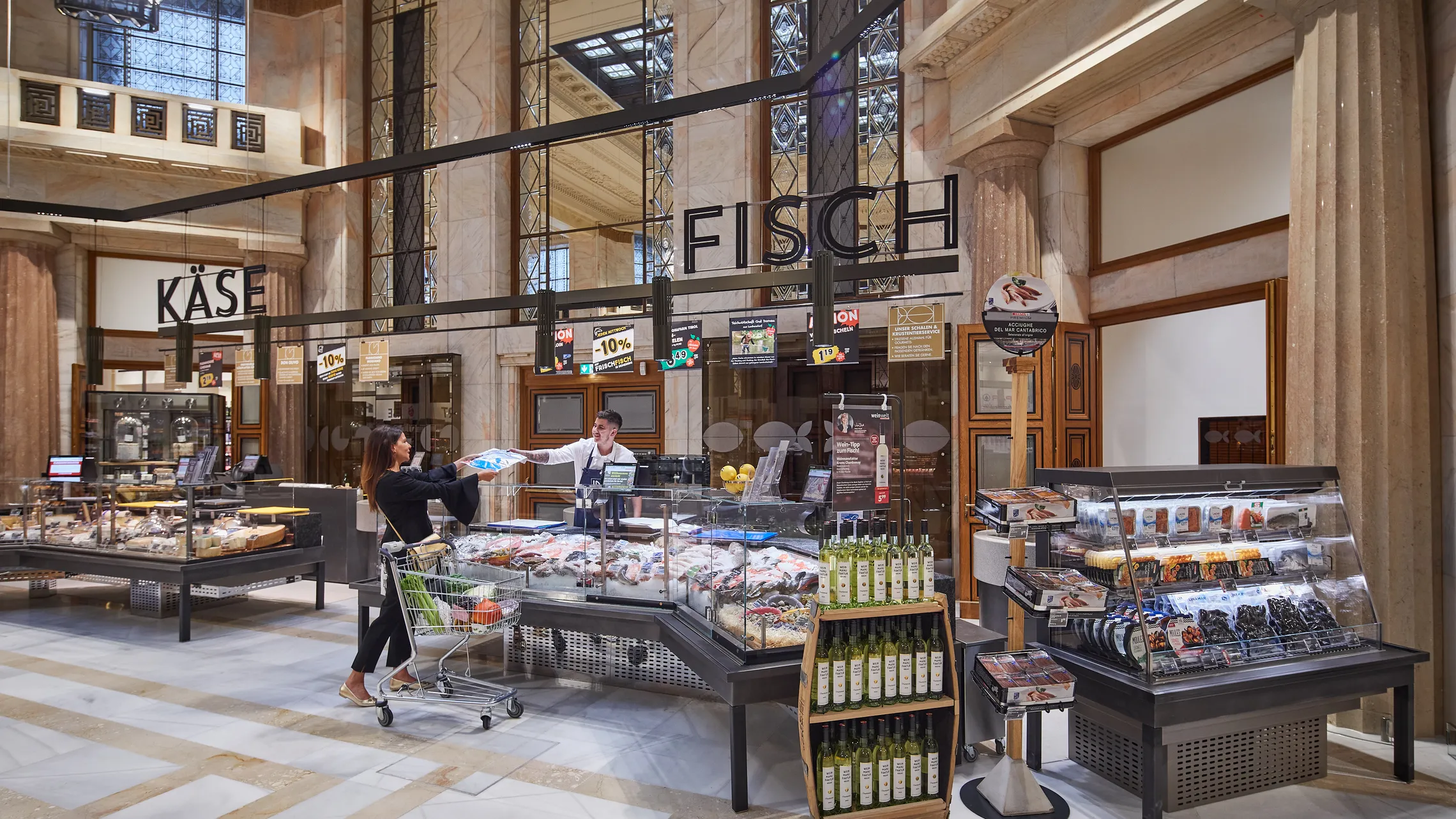INTERSPAR am Schottentor Innenaufnahme Fisch
