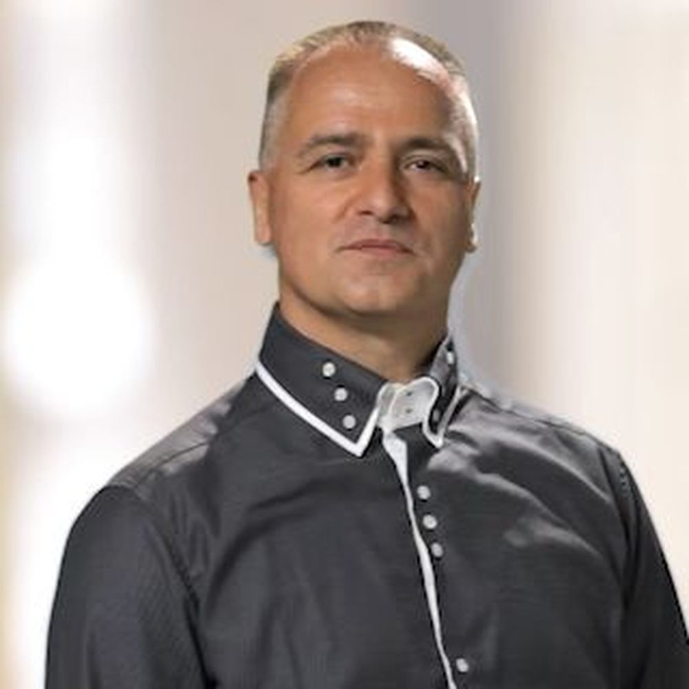 Mario Thöring