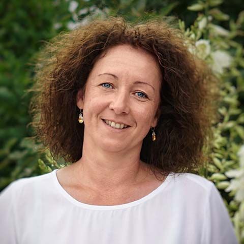 Claudia Zach