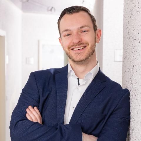 Adrian Eck
