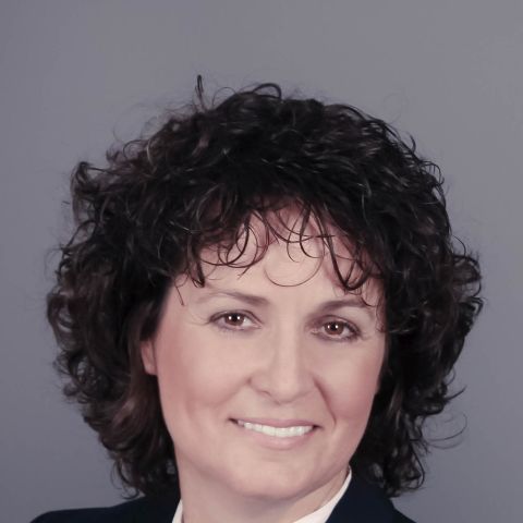 Kathleen Kuhlbars