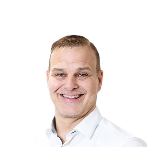 Matthias Riek