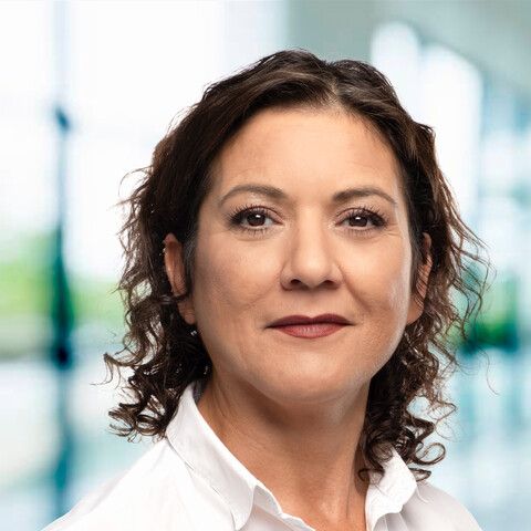 Hanife Seretis