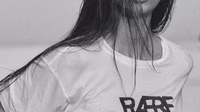 RÆRE by Lorena Rae Spring/Summer 24 campaign shots - RAERE-by-Lorena-Rae-co-created-by-ABOUT-YOU-SS24_Drop-2_Campaign-Images_90-scaled