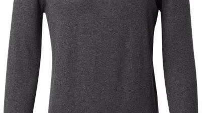 DAN FOX APPAREL Essentials pack shots - Dan-Fox-Apparel-Essentials-co-created-by-ABOUT-YOU_SS2024_Pack-Shot_Turtleneck-Lorenz-Jumper_-grey_5990