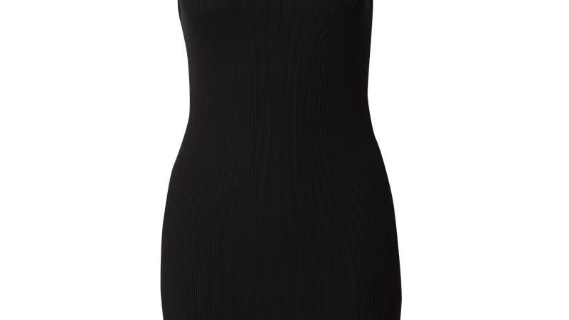 AMI ALY Spring/Summer 25 pack shots - AMI-ALY_ABOUT-YOU_Freisteller_7