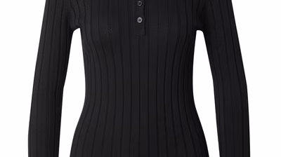 Marie von Behrens Autumn/Winter 23 pack shots - Marie-von-Behrens-co-created-by-ABOUT-YOU_AW23_pack-shots_Elena-long-sleeve-shirt_black_9900