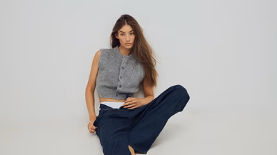 RÆRE by Lorena Rae Autumn/Winter 24 pack shots - RAERE-by-Lorena-Rae_ABOUT-YOU_AW24_Pre-Fall_Campaign_17