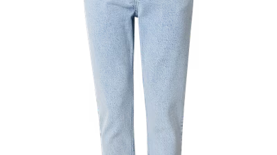 TRAPP Spring/Summer 25 pack shots - Kevin-Trapp-co-created-by-ABOUT-YOU_SS25_Drop-1_Pack-Shots_Dorian-Jeans_5990_Light-Blue-Denim