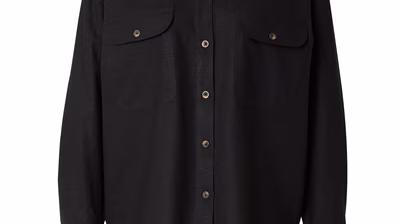 RÆRE by Lorena Rae Spring/Summer 24 pack shots - RAERE-by-Lorena-Rae_SpringSummer-2024_pack-shots_Ruth-shirt_black_5490