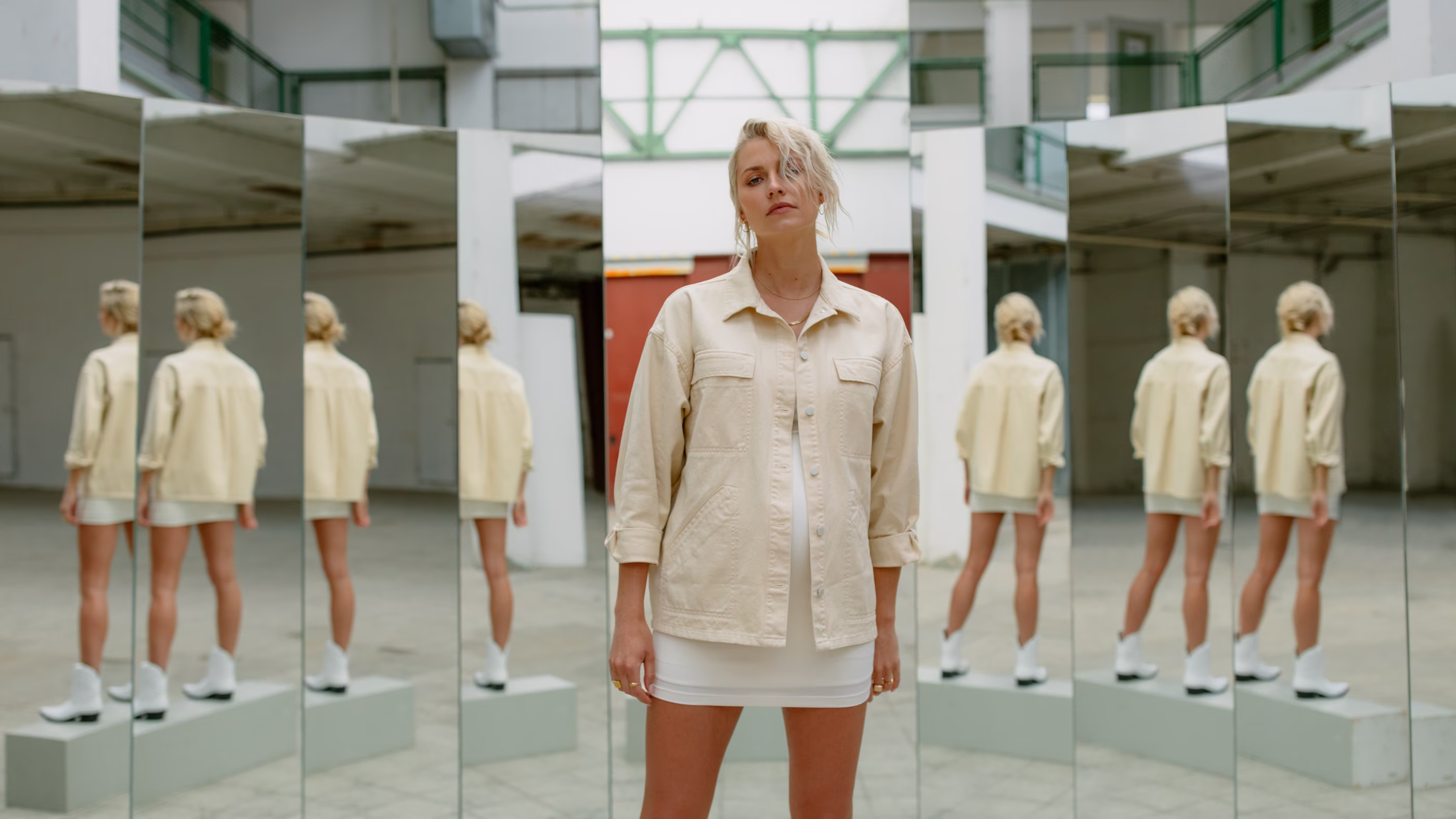 ABOUT YOU x LeGer by Lena Gercke: Entfliehe dem Alltag mit der neuen LeGer by Lena Gercke Spring-Summer Kollektion 2020