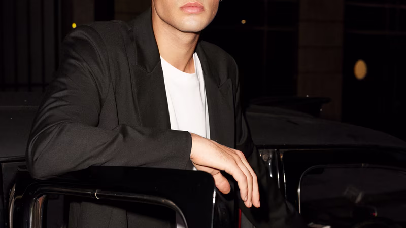 Guido Maria Kretschmer Men Autumn/Winter 2023 campaign shots - Guido-Maria-Kretschmer-Men_AW23_campaign-images_24