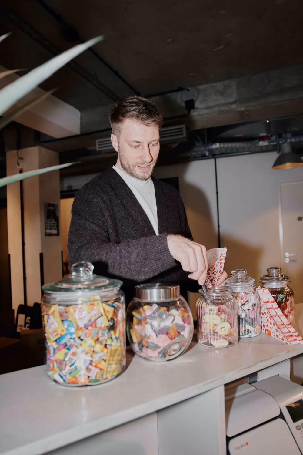 Front desk at the ABOUT YOU office
