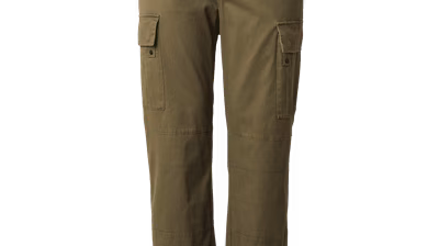TRAPP Spring/Summer 24 pack shots - Kevin-Trapp-co-created-by-ABOUT-YOU_Pack-Shots_OCS-Joscha-Pants_green_7990
