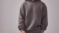 DAN FOX APPAREL Essentials campaign shots - Dan-Fox-Apparel-Essentials-co-created-by-ABOUT-YOU_SS2024_Campaign-Shot_21