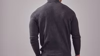 DAN FOX APPAREL Essentials campaign shots - Dan-Fox-Apparel-Essentials-co-created-by-ABOUT-YOU_SS2024_Campaign-Shot_18