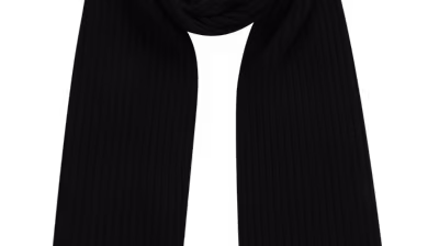 Guido Maria Kretschmer Women & Curvy Autumn/Winter 2023 pack shots - Guido-Maria-Kretschmer-Women-Curvy_AW23_Gianna-shawl_black_4990_10554989
