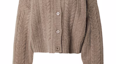 Marie von Behrens Autumn/Winter 23 pack shots - Marie-von-Behrens-co-created-by-ABOUT-YOU_AW23_pack-shots_Rosie-cardigan_oatmeal_15900