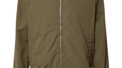 TRAPP Spring/Summer 24 pack shots - Kevin-Trapp-co-created-by-ABOUT-YOU_Pack-Shots_GRS-Robin-Bomber-Jacket_green_8990