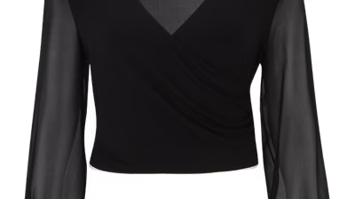 Guido Maria Kretschmer Women & Curvy Autumn/Winter 2023 pack shots - Guido-Maria-Kretschmer-Women-Curvy_AW23_Edna-shirt_black_3490_12712535
