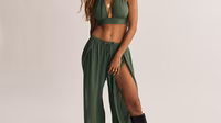 Kamila Sikl Spring/Summer 25 campaign shots - Kamila-Sikl_SS25_ABOUT-YOU_Campaign_1-scaled