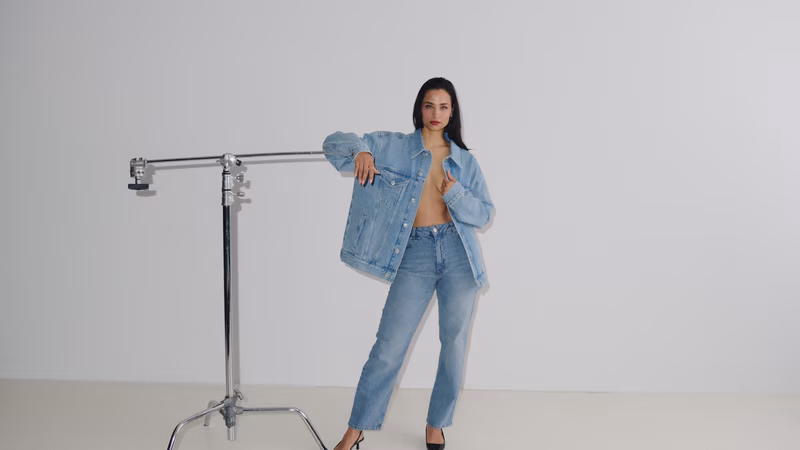 AMI ALY Spring/Summer 25 campaign shots - 20250218_AY_x_Ami_Aly_SS25_CPG_Look_02_00923