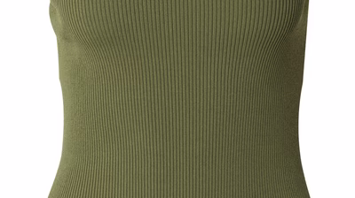 RÆRE by Lorena Rae Spring/Summer 24 pack shots - RAERE-by-Lorena-Rae_SpringSummer-2024_pack-shots_Hailey-top_green_3490