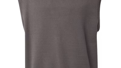 TRAPP Spring/Summer 24 pack shots - Kevin-Trapp-co-created-by-ABOUT-YOU_Pack-Shots_Danny-Vest_grey_3990
