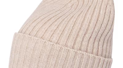 Guido Maria Kretschmer Women & Curvy Autumn/Winter 2023 pack shots - Guido-Maria-Kretschmer-Women-Curvy_AW23_Fray-beanie_beige_2990_10134899