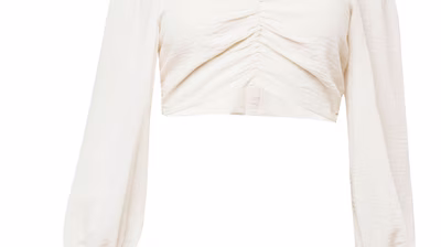 CITA MAASS Spring/Summer 24 pack shots - Cita-Maass-co-created-by-ABOUT-YOU_Pack-Shots_Nina-blouse_cream_4990
