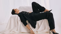 ABOUT YOU kavazi Autumn/Winter 25 Festive Drop campaign shot 2