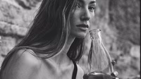 RÆRE by Lorena Rae Spring/Summer 24 campaign shots - RAERE-by-Lorena-Rae-co-created-by-ABOUT-YOU-SS24_Drop-2_Campaign-Images_10-1-scaled