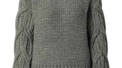 Guido Maria Kretschmer Women & Curvy Autumn/Winter 2023 pack shots - Guido-Maria-Kretschmer-Women-Curvy_AW23_Mathe-jumper_green_6990_7056429