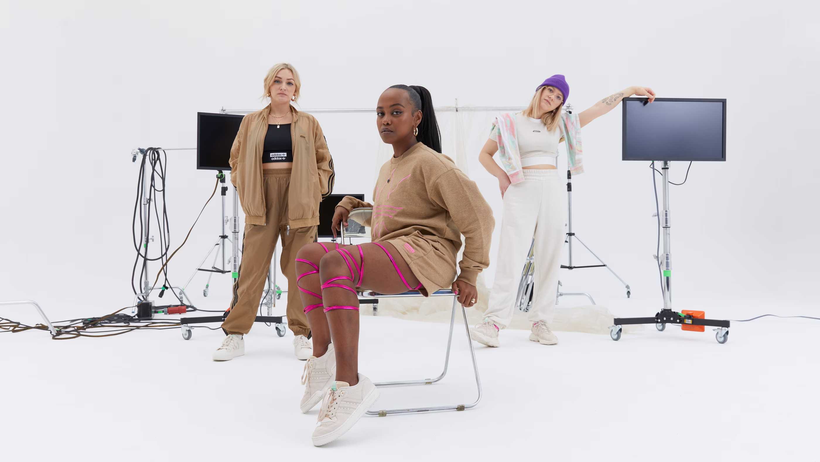 #SHAREHERPOWER 2.0: ABOUT YOU lanciert Co-Branded Kampagne und ruft erneut zu Female Empowerment auf