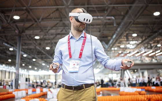 Why Consistent Data Collection at Scale is so Hard: The 5 Real Blockers in 2026 for Robotics Teams.