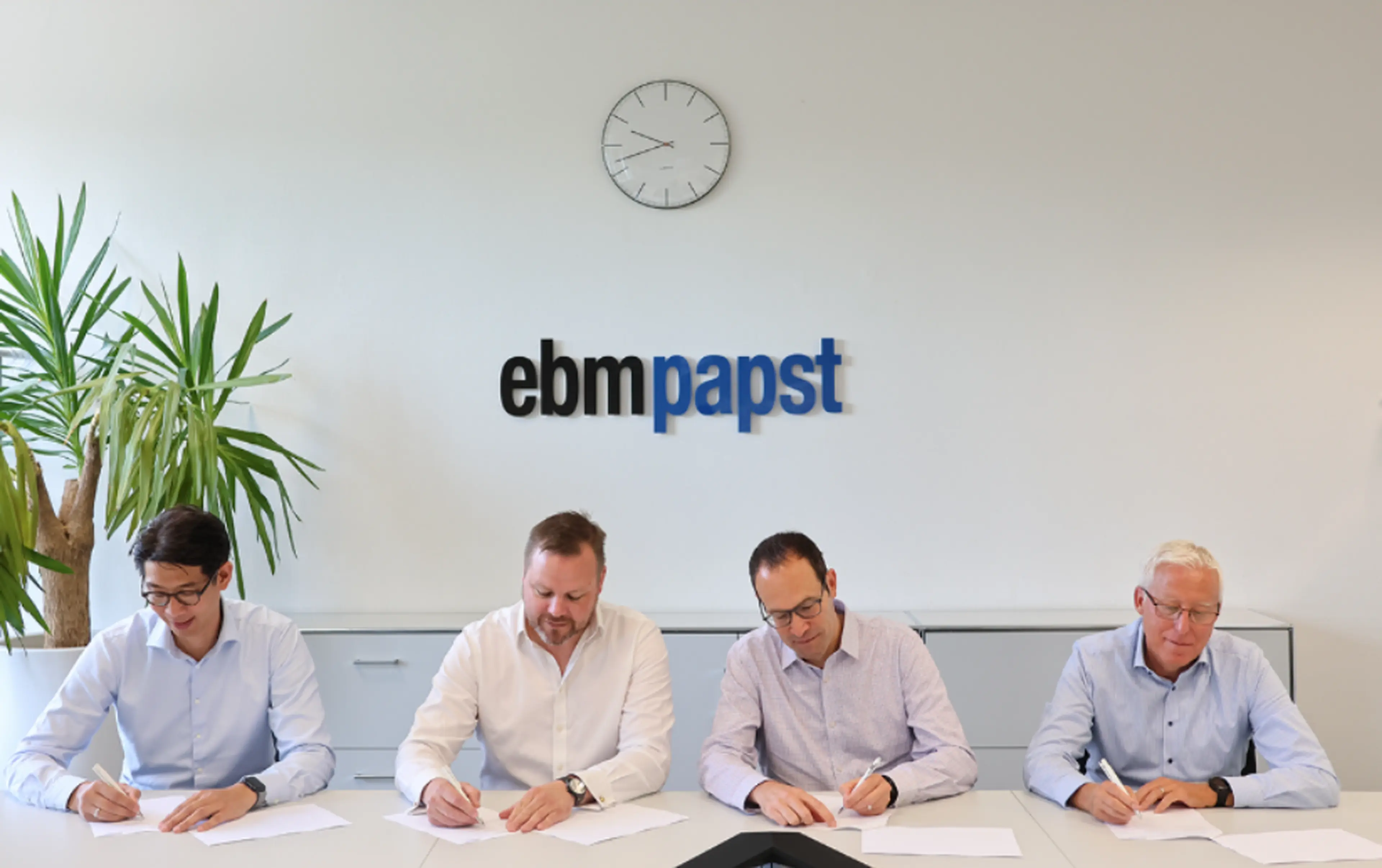 ebm-papst und HYTING schließen strategische Partnerschaft