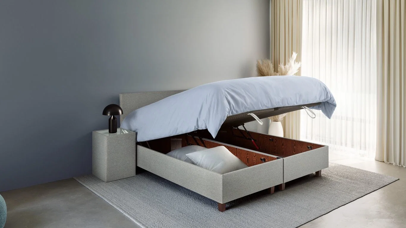 Sleepy Scandinavian Storage Superior Hotelbox met bijpassend hoofdbord